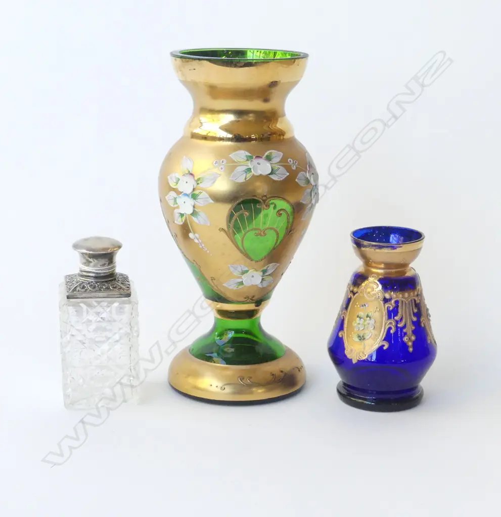 STG CAPPED PERFUME BOTTLE H.100mm + 2 VENETIAN VASES H.210mm Image 1++