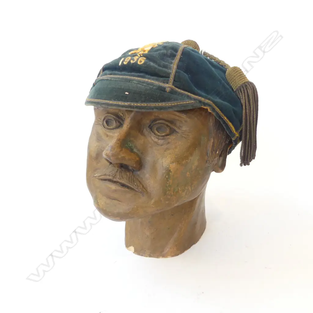 1936 SCHOOL CAP + STAND Image 1++