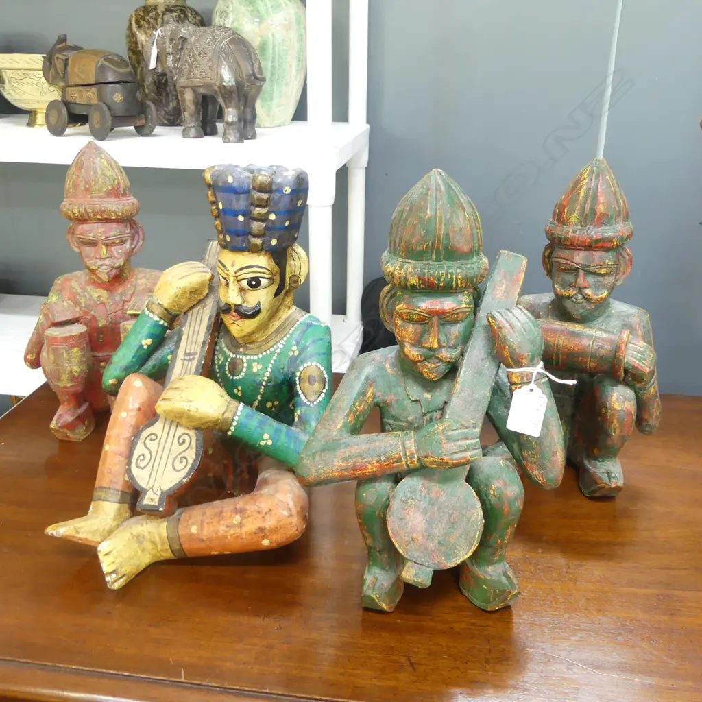 4 CARVED WOODEN INDIAN FIGURES H.305mm Image 1++
