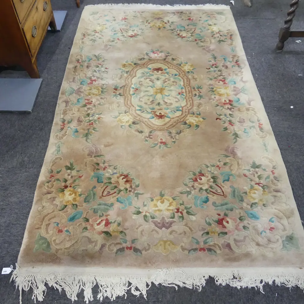 LG MACHINE TUFTED RUG 2150x1250mm Image 1++