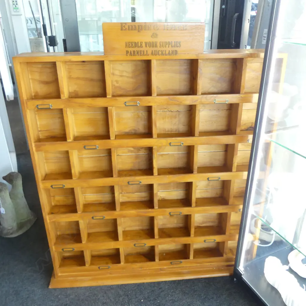 WOODEN PIGEON HOLES 980x160x1150mm Image 1++