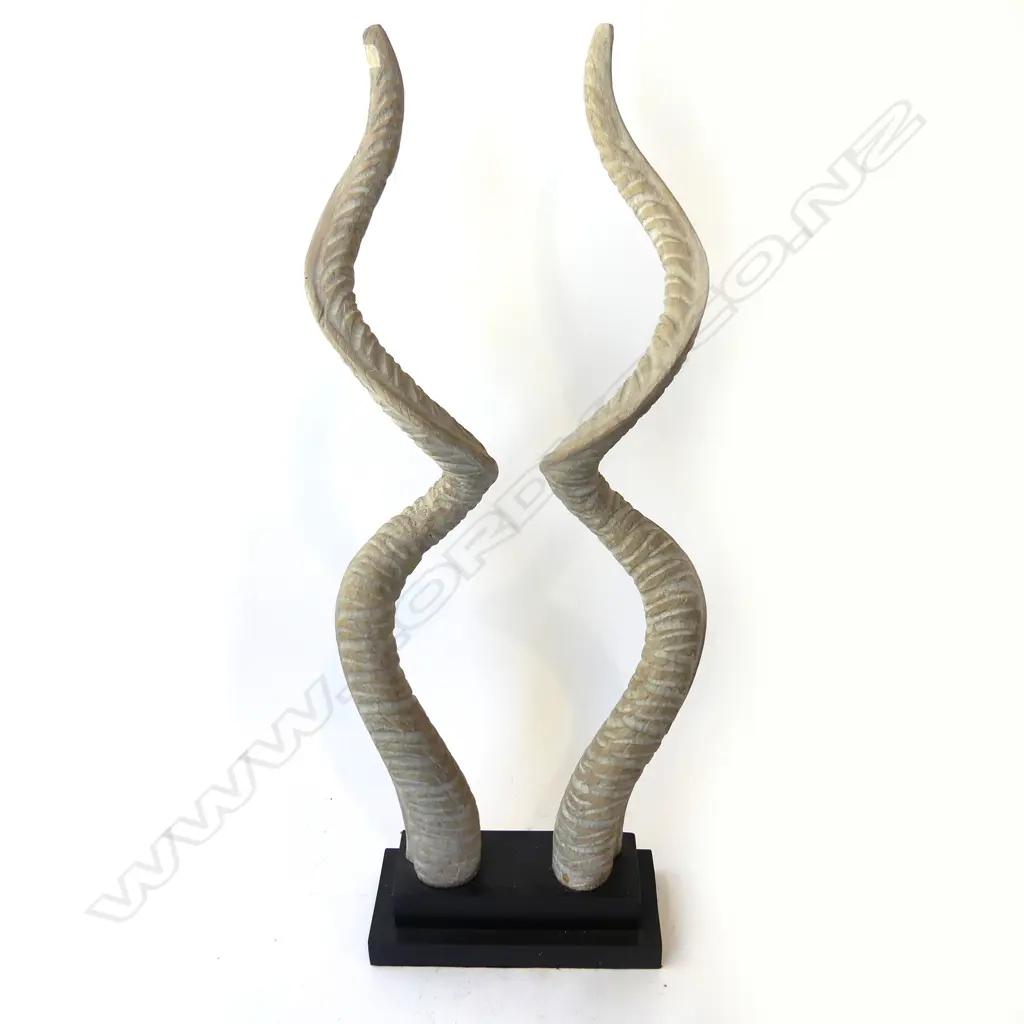 CARVED WOODEN HORNS H.865mm Image 1++