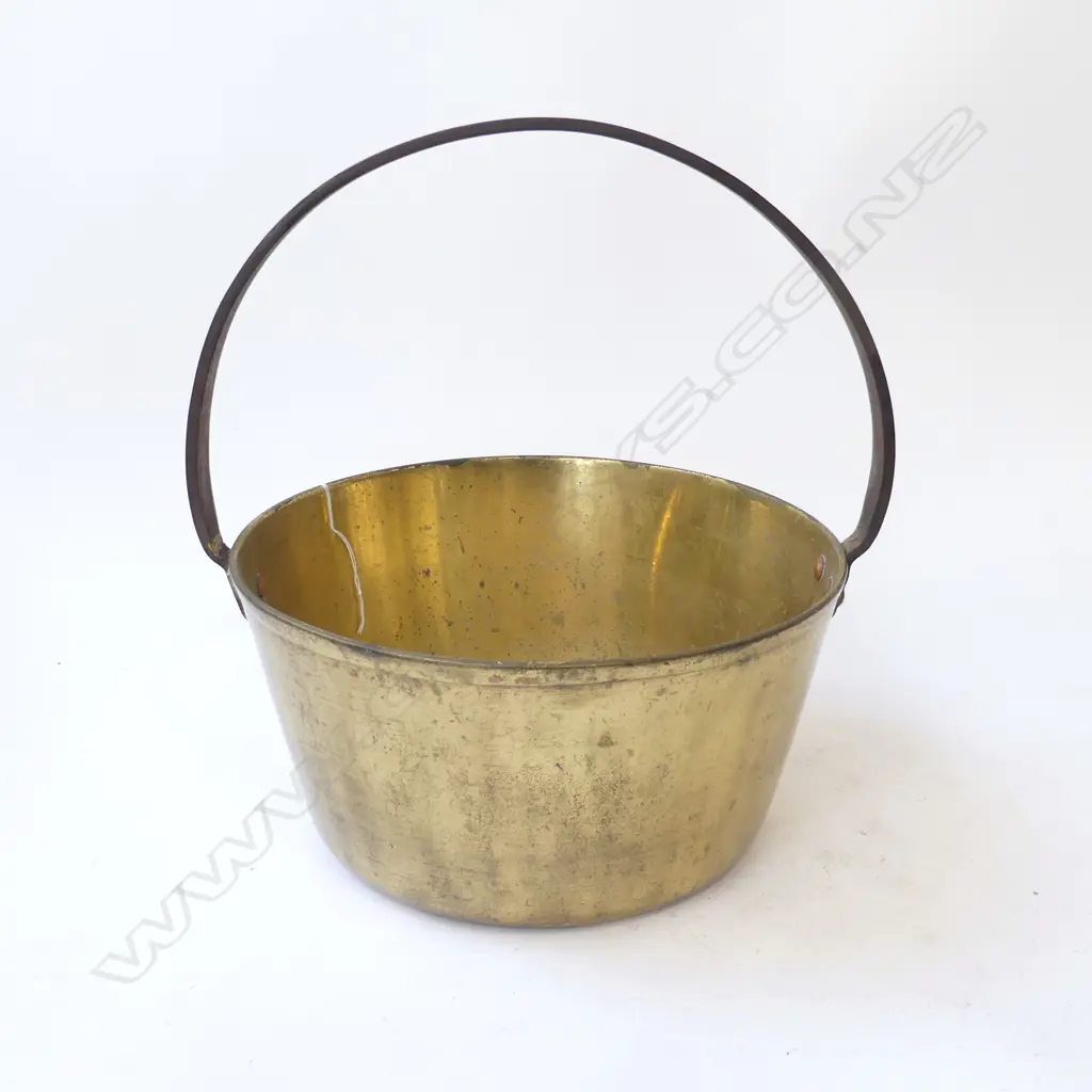 ANTIQUE HEAVY CAST BRASS PRESERVING PAN FORGED STEEL HANDLE, D.310MM H.380MM (INCL.HANDLE) Image 1++