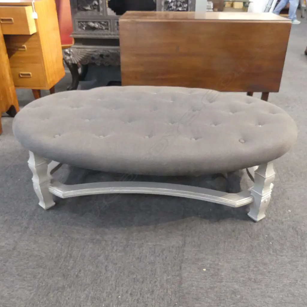 LG OVAL BUTTONED OTTOMAN 1250x750x400mm Image 1++