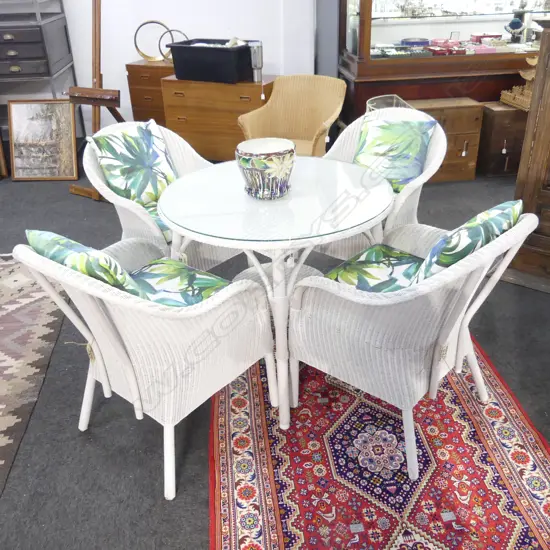 LLOYD LOOM TABLE 900mm dia + 4 CHAIRS