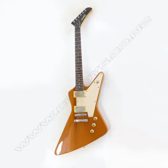 HAMMER EXPLORER XT SERIES ELECTRIC GUITAR WITH HARD CASE