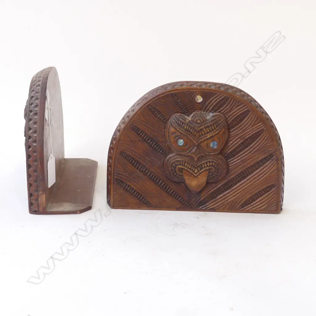 PR VINTAGE CARVED WOODEN TIKI BOOK ENDS W.200mm Image 1++