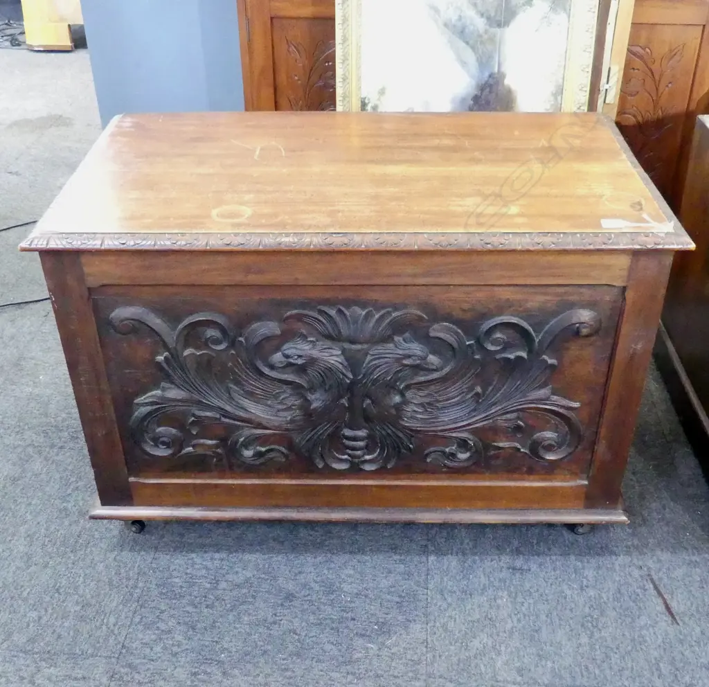 VICTORIAN CARVED BLANKET BOX ON CASTORS 965x535x650mm Image 1++