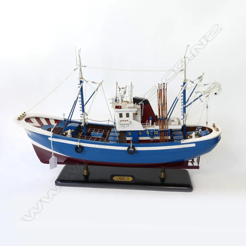 WOODEN MODEL BOAT 'CARMEN II' L.600mm Image 1++