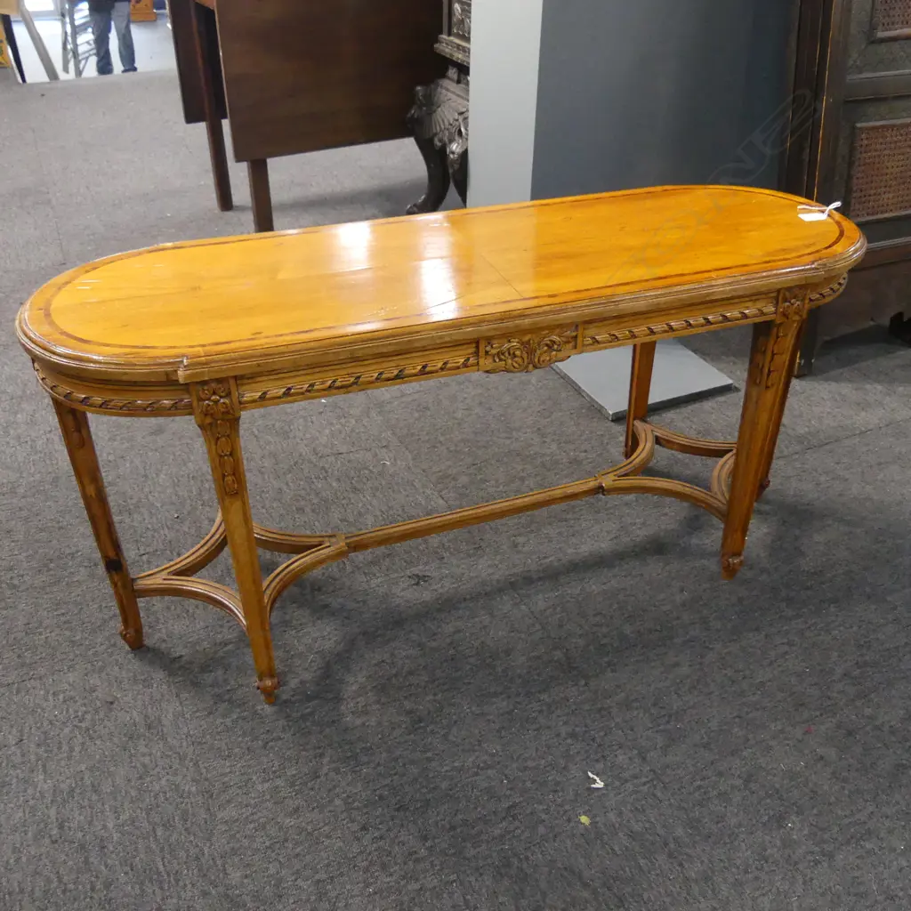 FRENCH STYLE COFFEE TABLE 1090x375x515mm Image 1++
