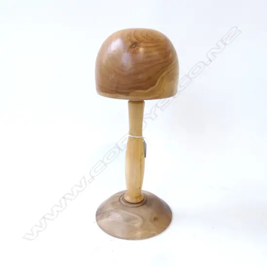 WOODEN HAT BLOCK H.350mm