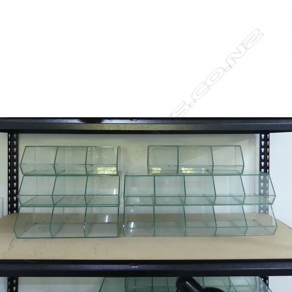 6 GLASS STORAGE BINS W.550mm Image 1++