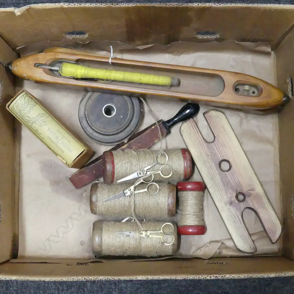 VINTAGE LOOM BOBBINS + NEEDLEWORK/EMBROIDERY BOOK Image 1++
