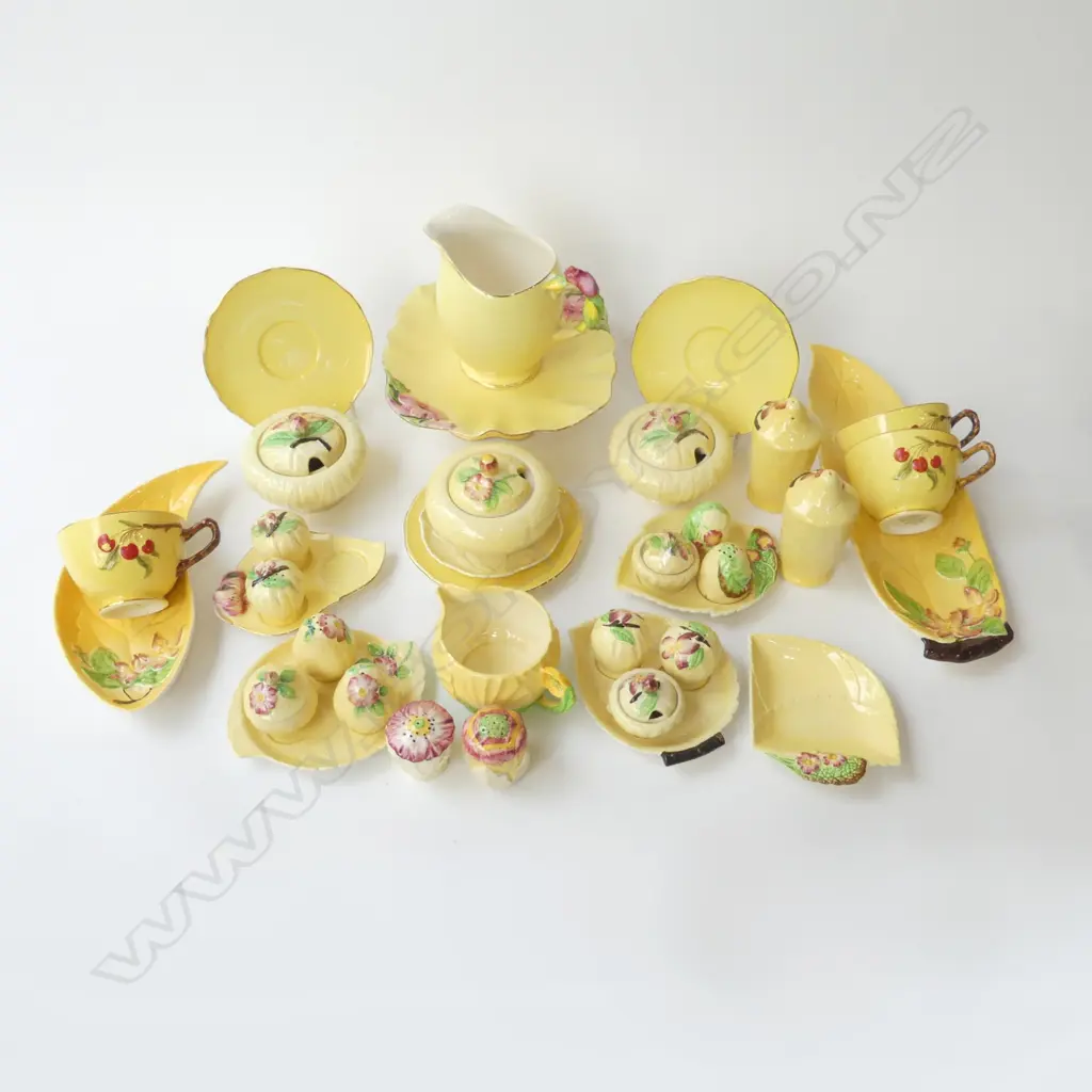 ASST. YELLOW CARLTONWARE, ROYAL WINTON CONDIMENT SETS ETC Image 1++