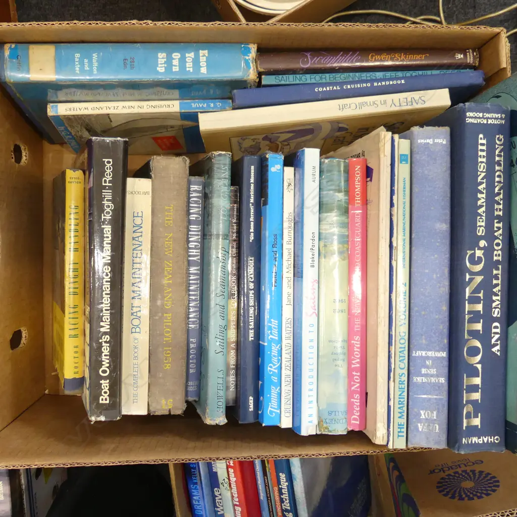 BOOKS; SAILING & BOAT BUILDING Image 1++