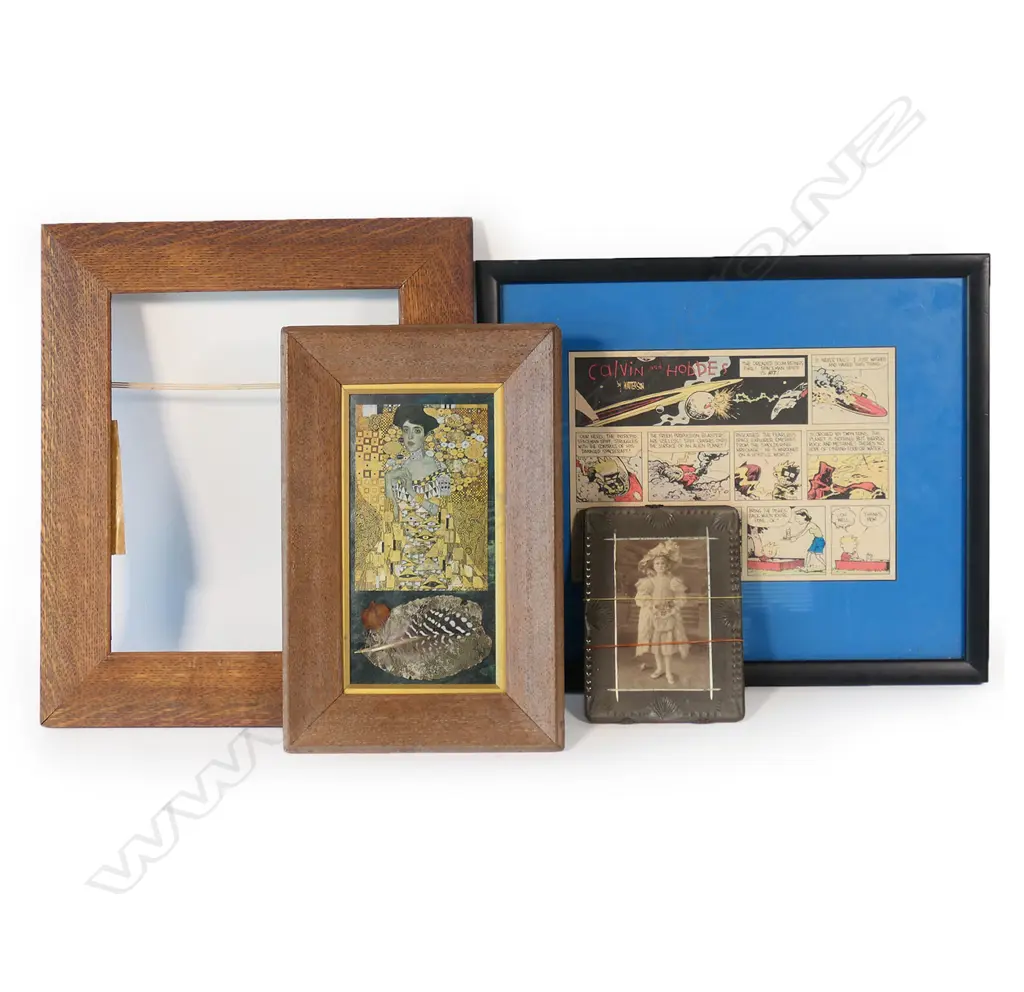 (4) 2 VINT. OAK FRAMES, SM VICTORIAN PHOTO IN FRAME + CALVIN & HOBBS FRAMED COMIC STRIP (360 x 420mm INC. FRAME) Image 1++