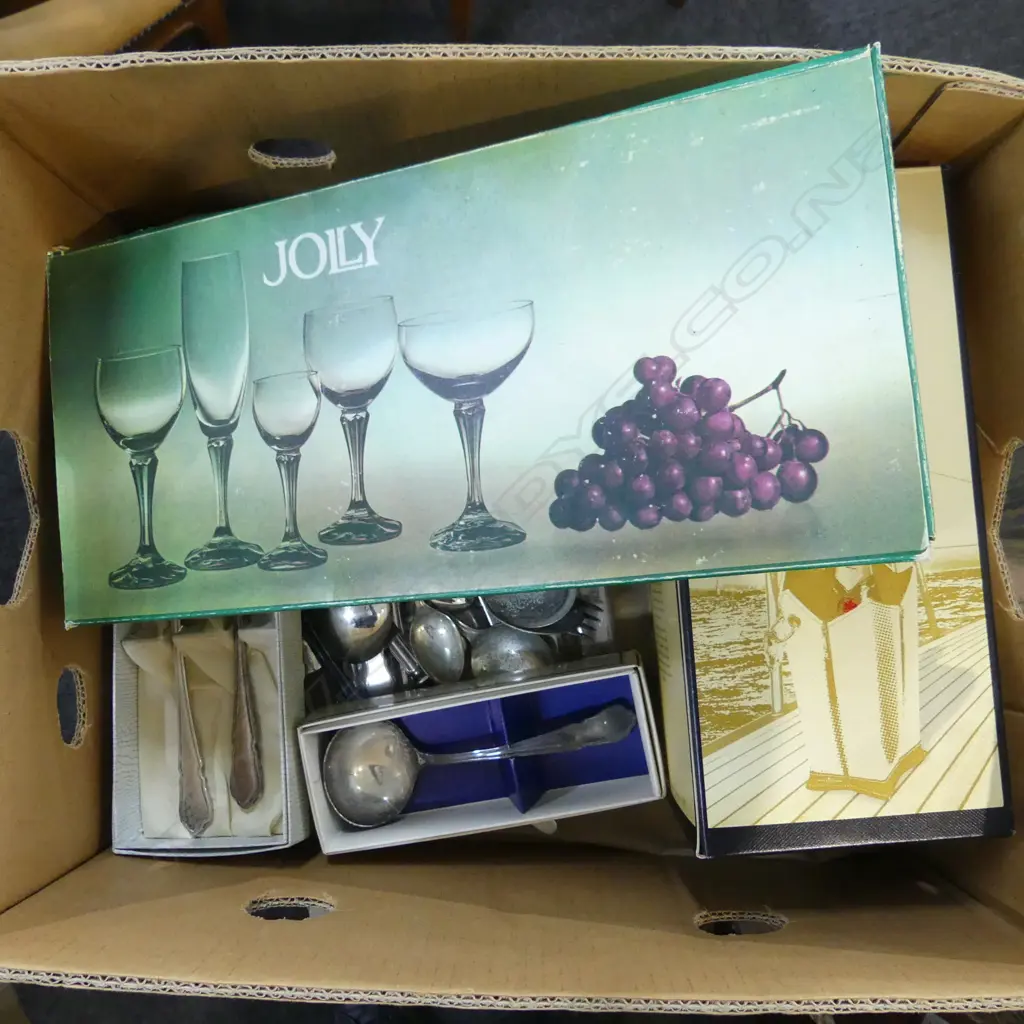 CUTLERY, MOET BUCKET BAG, WINE GLASSES BOXED Image 1++
