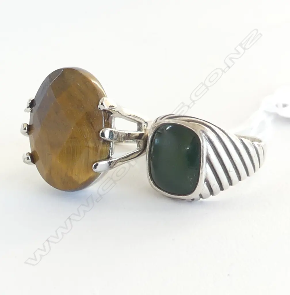 2 RINGS; STG & GREENSTONE SIZE V, TIGERS EYE SIZE U Image 1++