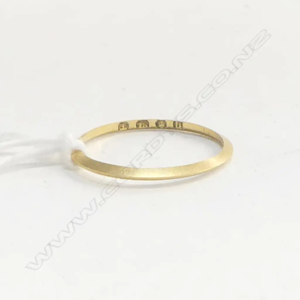 18CT GOLD RING, HALLMARKED LONDON 1915 SIZE K   0.6GRAMS Image 1++