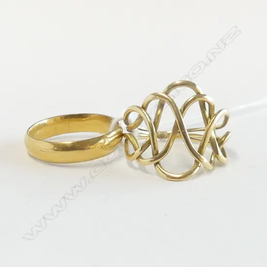 9ct GOLD RING faulted 5gms + ROLLED GOLD RING