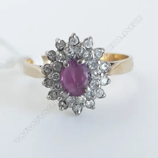 9ct RUBY & DIAMOND CLUSTER RING 2.58gms SIZE P