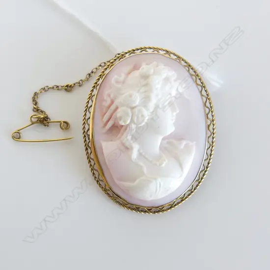 c1900 9ct GOLD & PINK BLUSH PORTRAIT CAMEO BROOCH 12.86gms