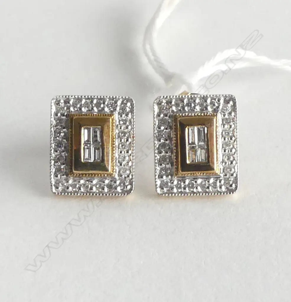 PR 9ct GOLD & DIAMOND 0.50ct EAR STUDS, 2.5gms Image 1++