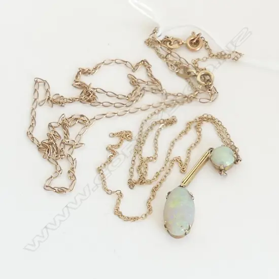 9ct GOLD & 2 OPAL VINTAGE NECKLACE chain needs connecting + 9CT GOLD CHAIN 3.9gms