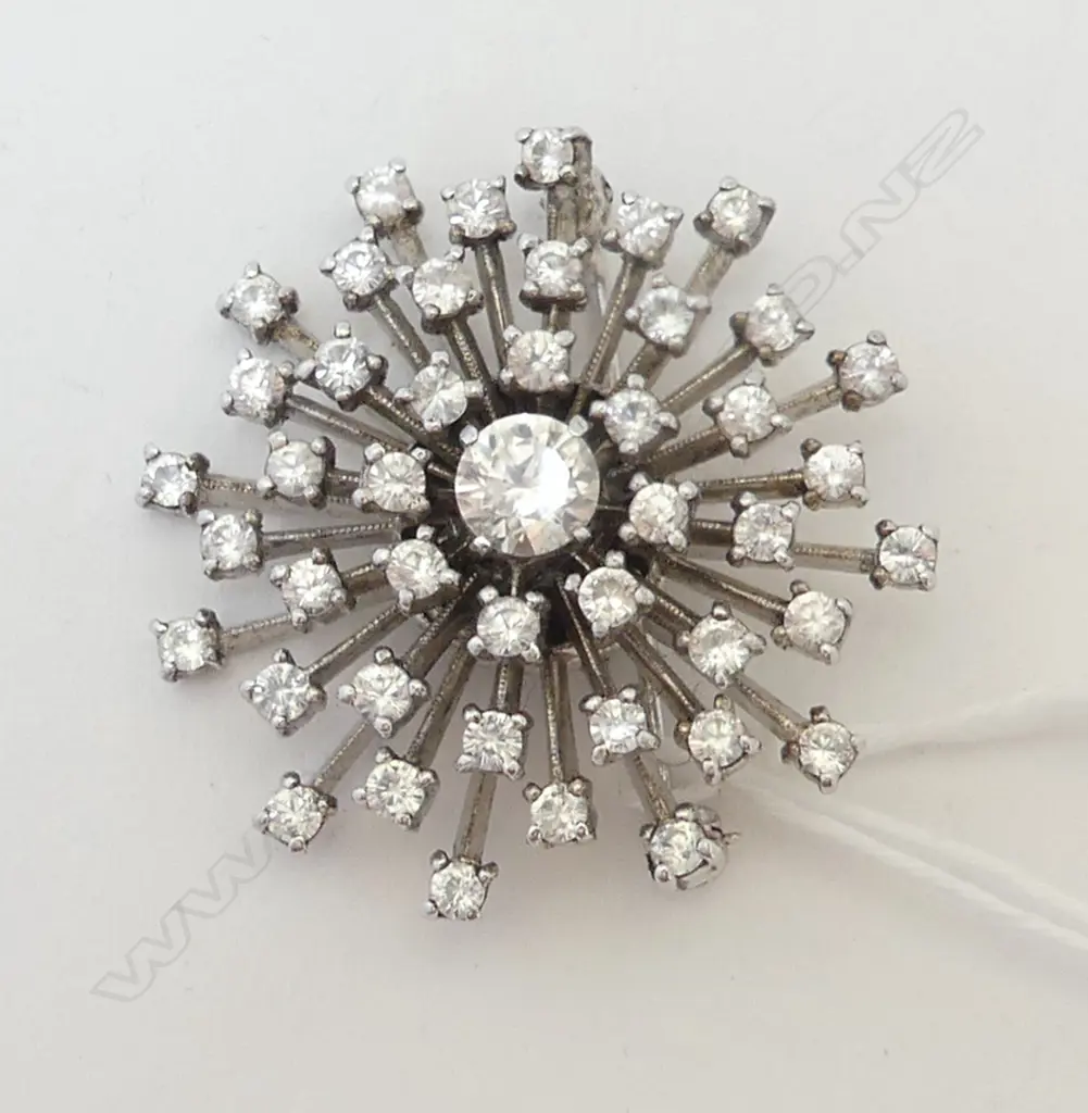 BIRMINGHAM 1973 SILVER & FAUX DIAMOND DESIGNER SPRAY BROOCH  Image 1++