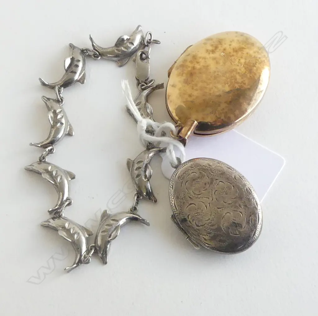2 SILVER PENDANTS (1 gilded) + silver dolphin bracelet Image 1++