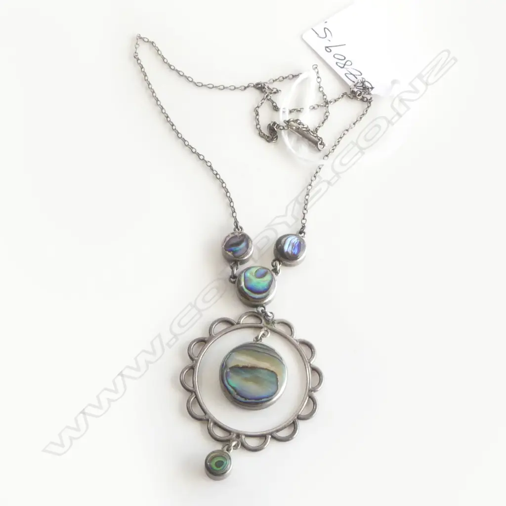 SILVER & PAUA VINTAGE NECKLACE Image 1++