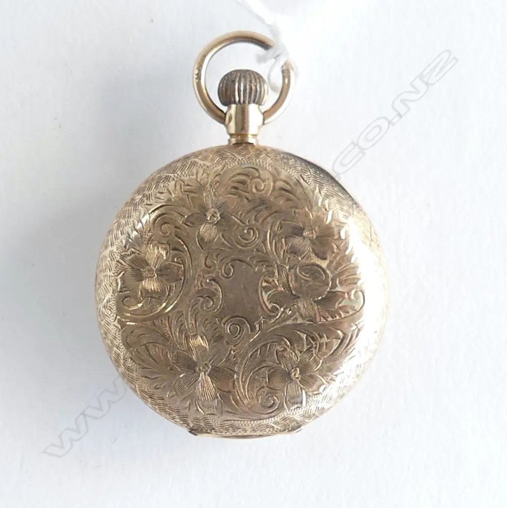 9ct GOLD OPEN FACE LADIES POCKET WATCH 29gms internal cover not gold Image 1++