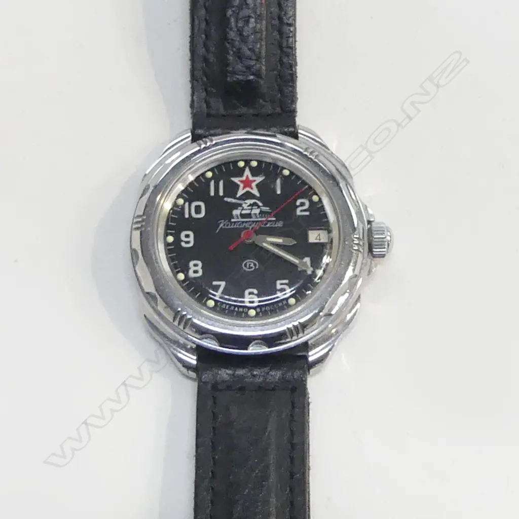 GENTS RUSSIAN KAUAHQUACKUE MILITRY WRIST WATCH Image 1++