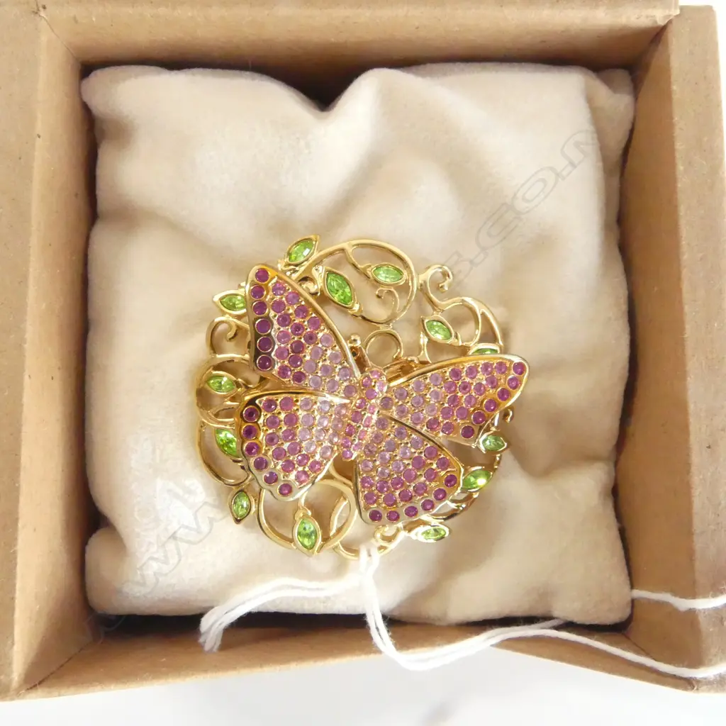 SWAROVSKI BROOCH GILT WITH RED GEM SET BUTTERFLY as new & boxed Image 1++