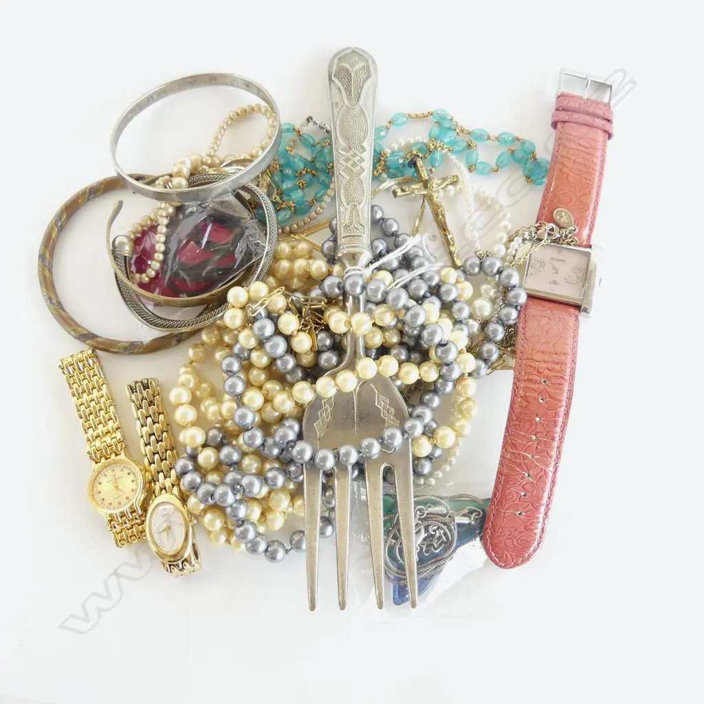 COSTUME JEWELLERY + 3 WRISTWATCHES + LGE SERVING FORK: PEARLS ETC Image 1++