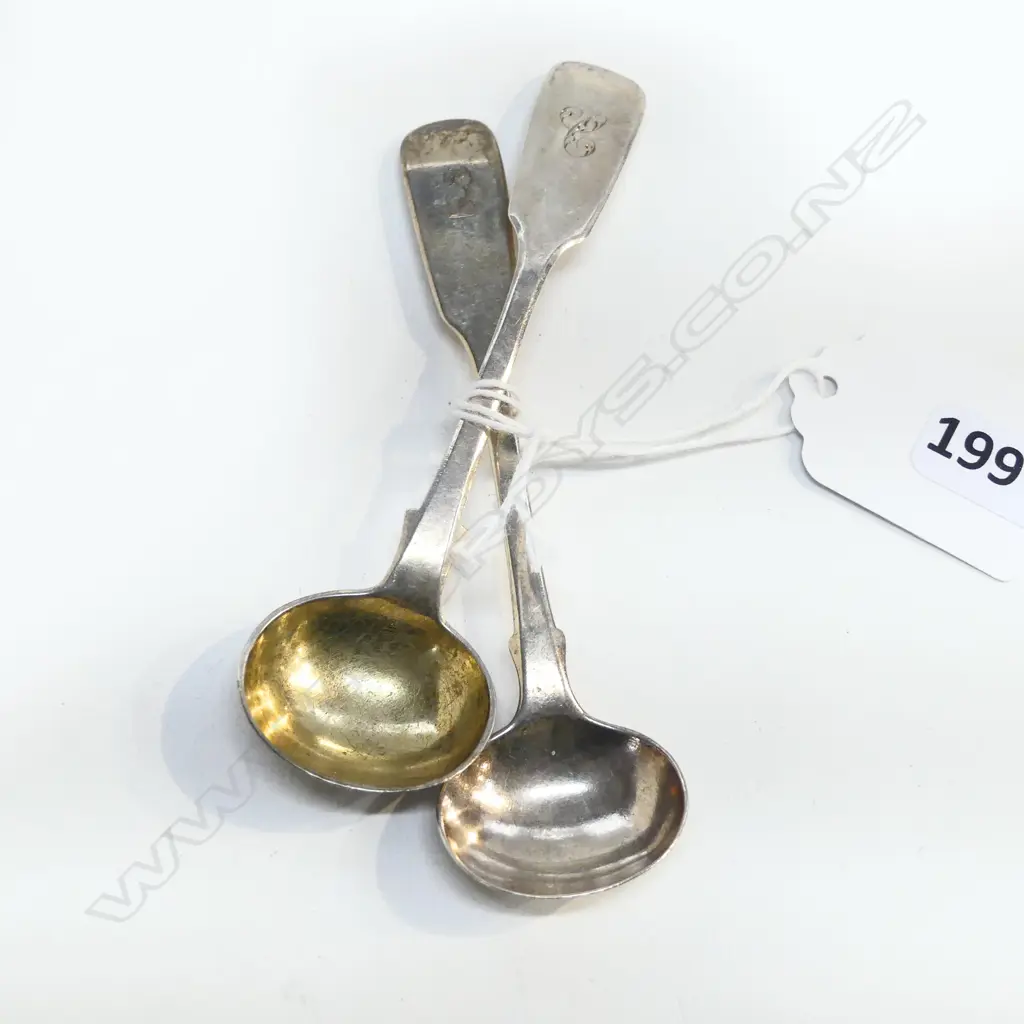 2 VICT S/SILVER SALT SPOONS 25G Image 1++