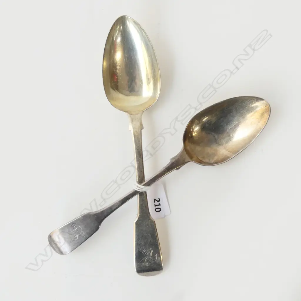 2 GEO S/SILVER SERVING SPOONS 135G Image 1++