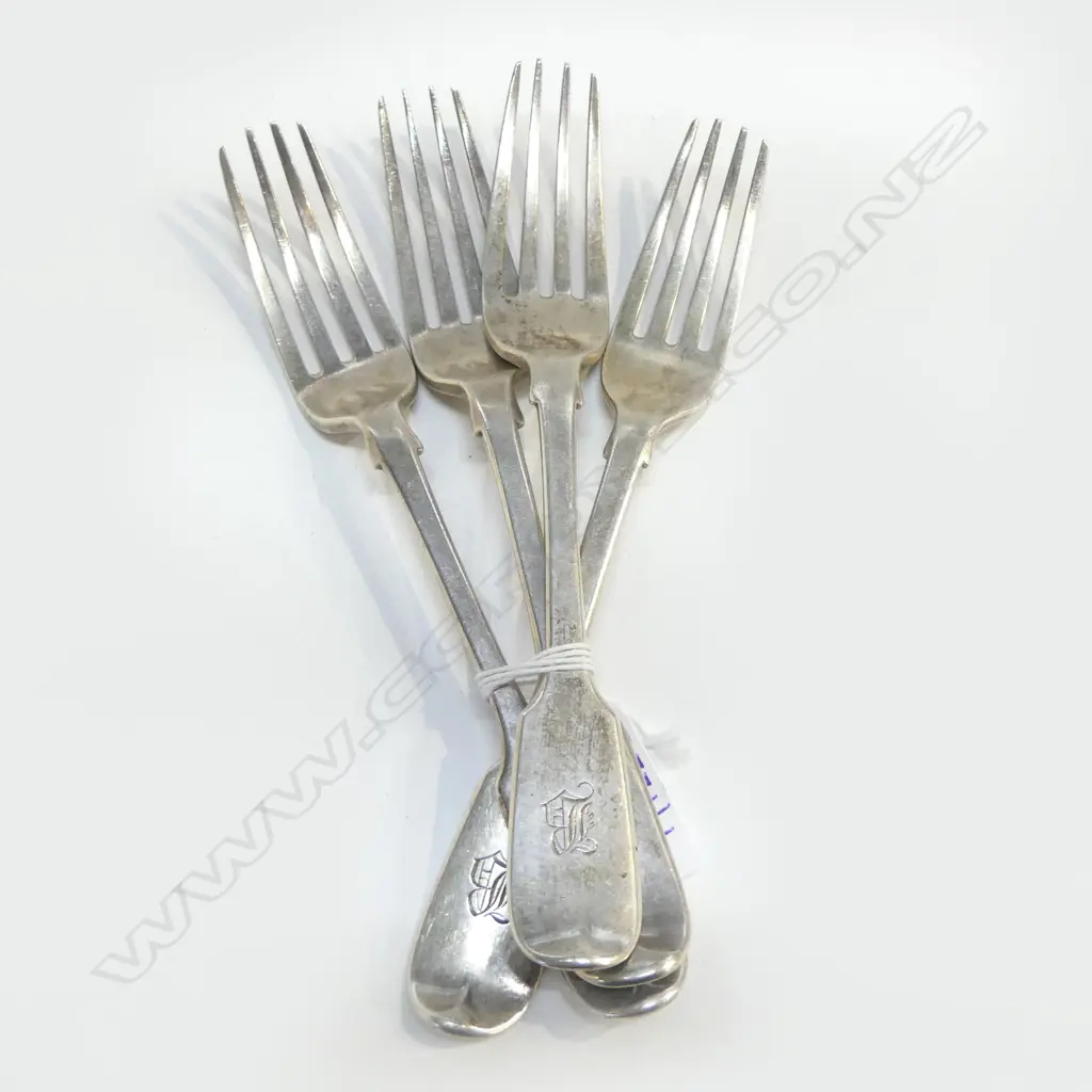 4 VICT S/SILVER DESSERT FORKS 190GMS Image 1++
