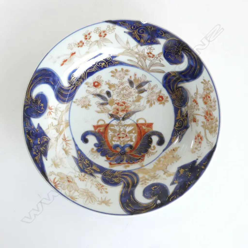 ANTIQUE IMARI PLATE 220mm dia Image 1++