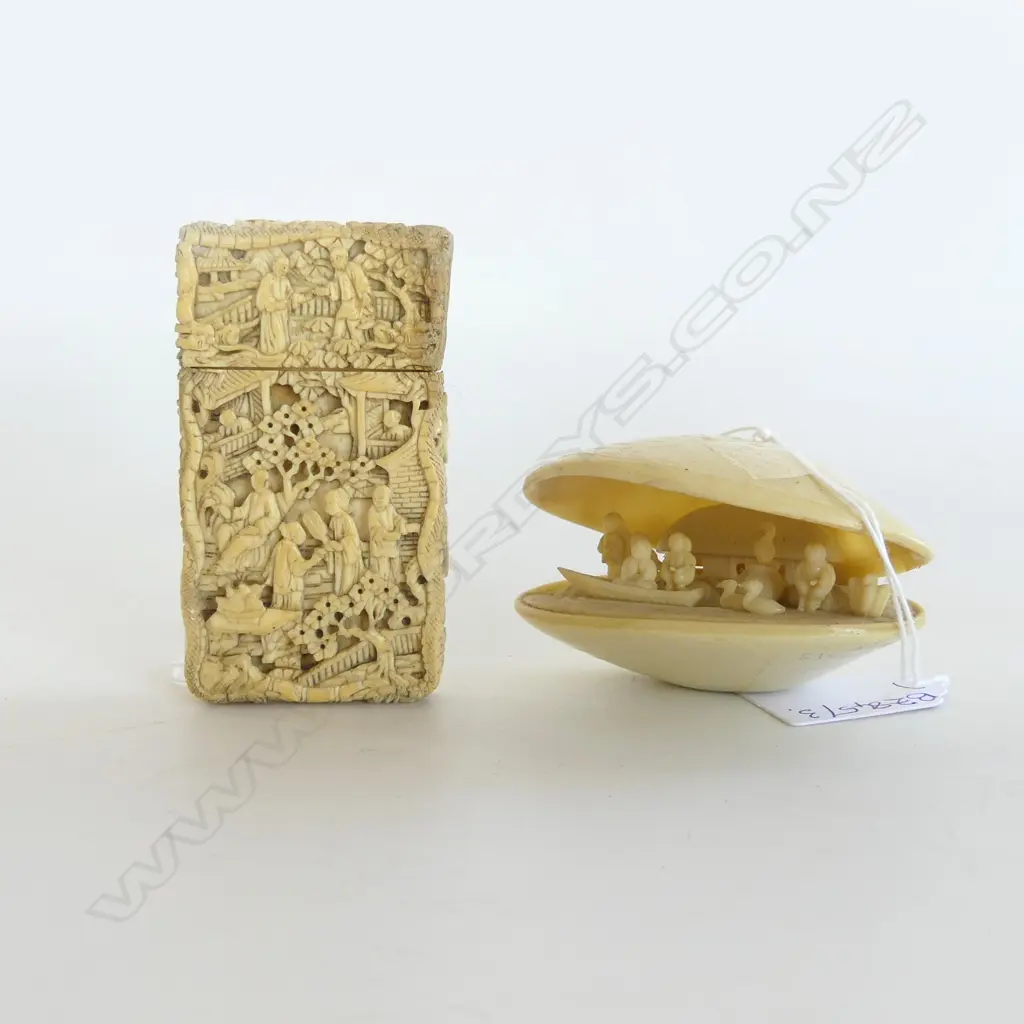 CARVED IVORY CARD CASE AF 85x45mm + FAUX IVORY DREAM SHELL W.75mm Image 1++