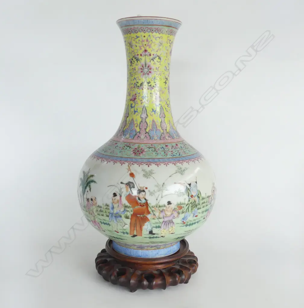 LG CHINESE VASE ON STAND, CHILDREN PLAYING IN GARDEN, CHIEN LUNG MARK TO BASE H.450mm *repaired* Image 1++