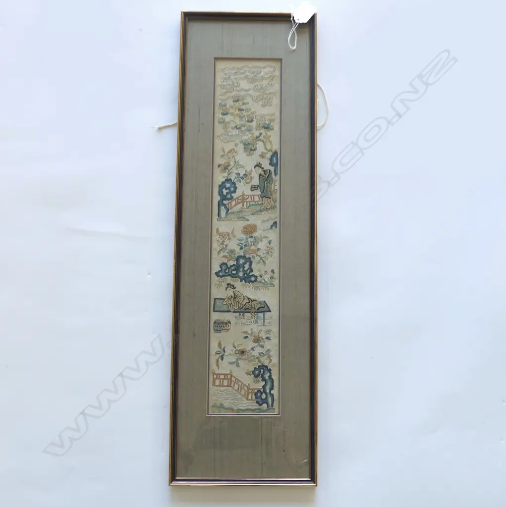 OLD CHINESE FINE SILK EMBROIDERERY FLORALS LANDSCAPES FENCES PEOPLE 510 X 95mm W PROVENANCE Image 1++