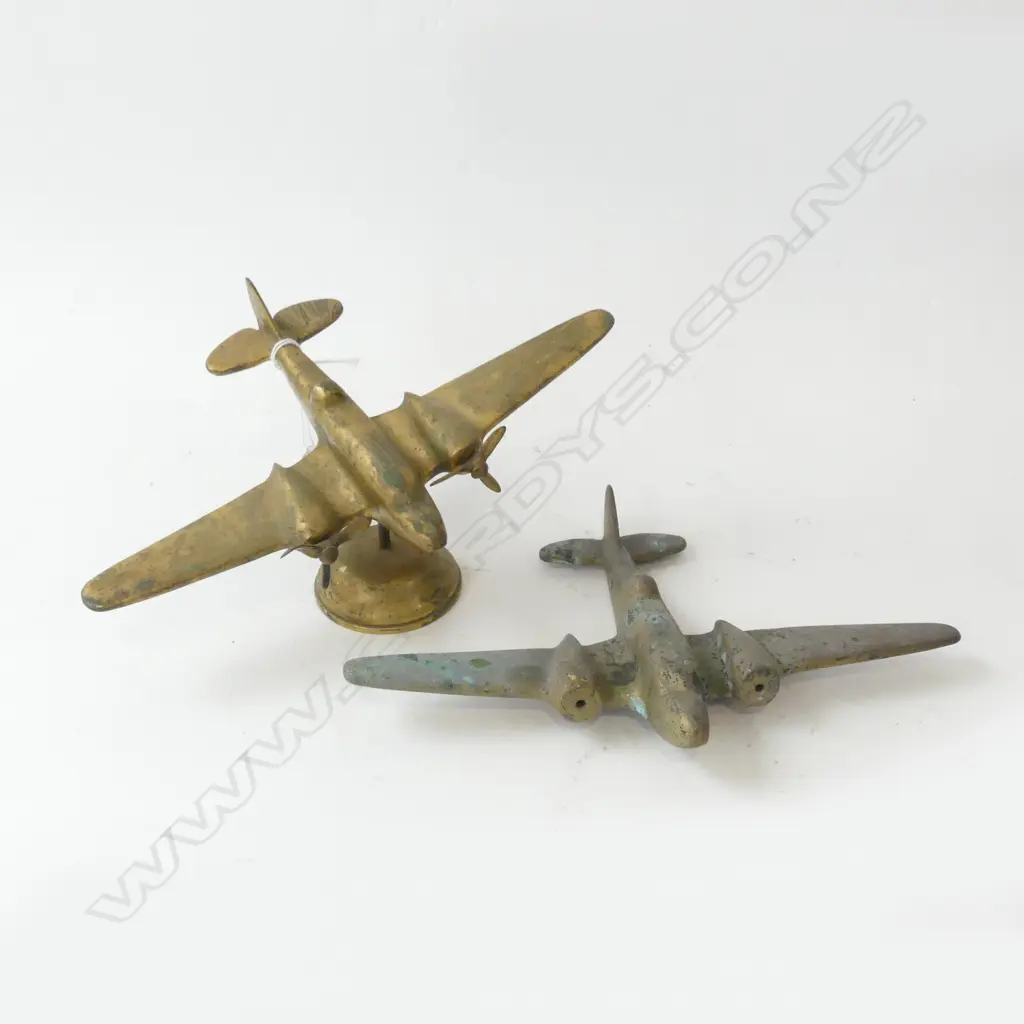 2 VINTAGE BRASS FIGHTER PLANES W.240mm Image 1++