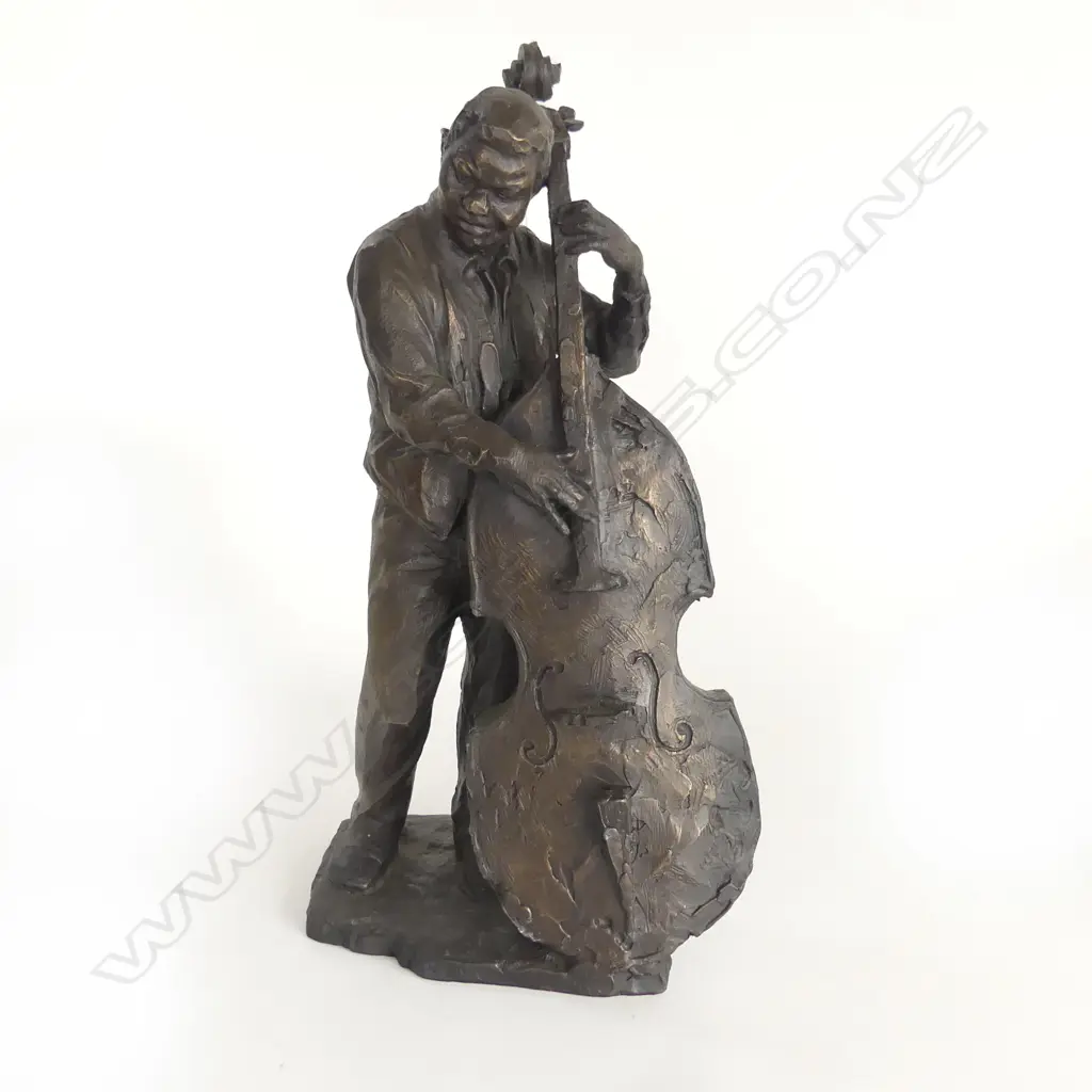 BRONZED RESIN FIGURINE; MAN PLAYING DOUBLE BASS H.380mm Image 1++