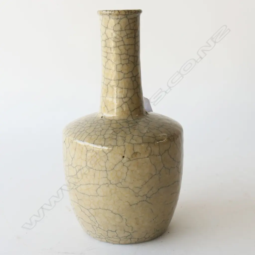 CRACKLE GLAZE VASE IN ORIENTAL DISPLAY CASE H.290mm Image 1++