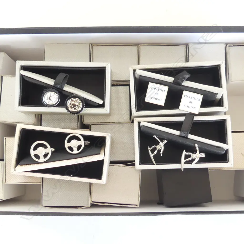 25 PRS ASST. BOXED CUFFLINKS Image 1++