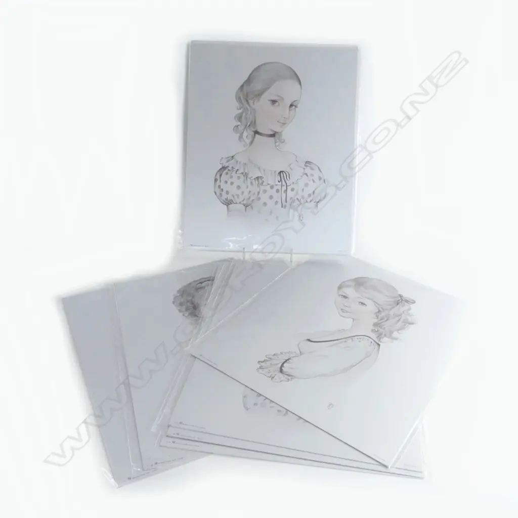 COLLECTION OF 20 1970'S ITALIAN PORTRAITURE PRINTS ON ALUMINIUM Image 1++