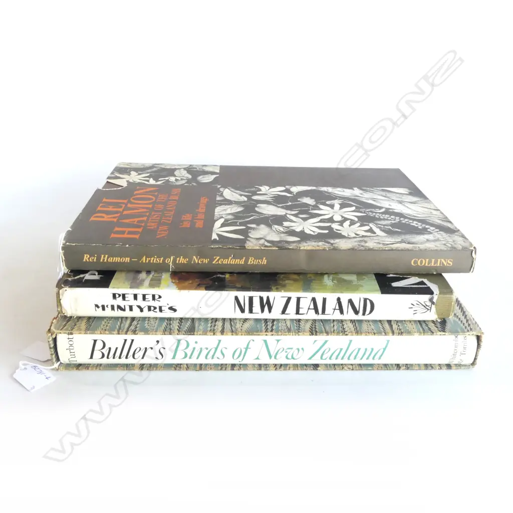 'BULLER'S BIRDS OF NEW ZEALAND', cased, REI HAMON 'ARTIST of the NEW ZEALAND BUSH' & PETER MCINTYRE'S 'NEW ZEALAND' Image 1++