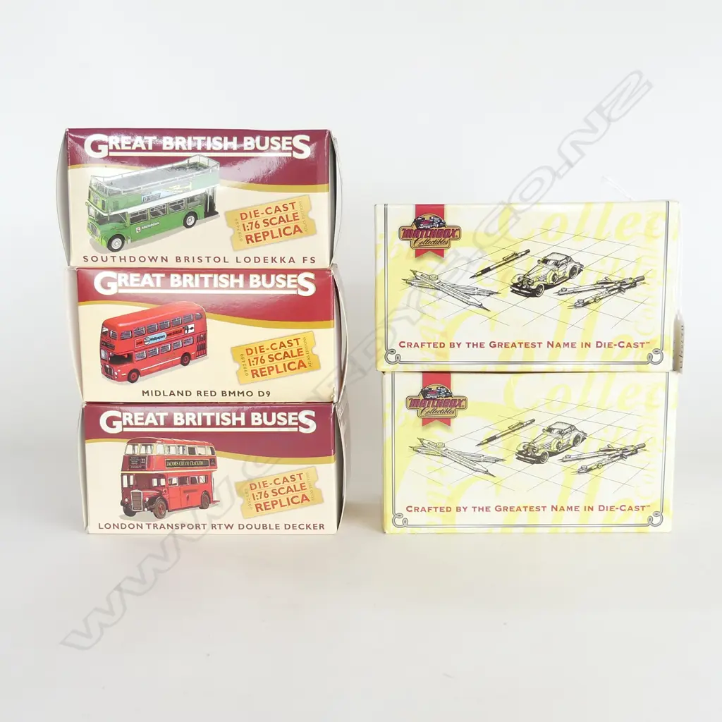 2 MINT & BOXED MATCHBOX COLLECTABLES 1910 RENAULT BUS AVELING &PORTER STEAM ROLLER  L170MM & 3 DIE CAST GREAT BRITISH BU Image 1++