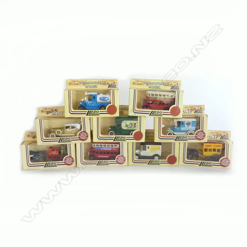 9 MINT & BOXED DIE CAST DAYS GONE LLEDO  TRUCKS CARS BUSES ETC L130MM Image 1++